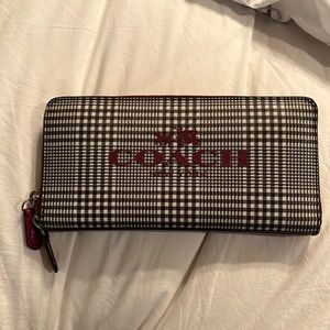 EUC Coach Plaid Zipper Wallet